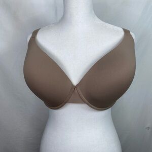 Vince Camuto Taupe Nude Padded Underwire Full Coverage Bra in Size 42D.